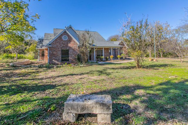 526 Preston Trail, Cedar Hill, TX 75104