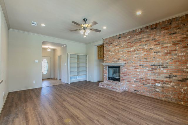 526 Preston Trail, Cedar Hill, TX 75104