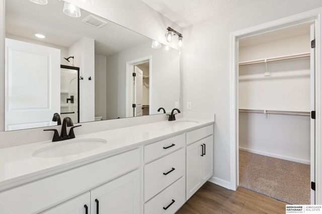 4707 E 21 Avenue, Fremont, NE 68025