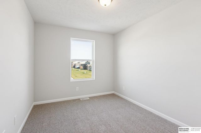 4707 E 21 Avenue, Fremont, NE 68025