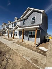 4707 E 21 Avenue, Fremont, NE 68025