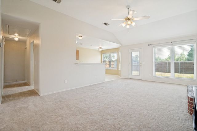 1102 E Oak Street, Wylie, TX 75098