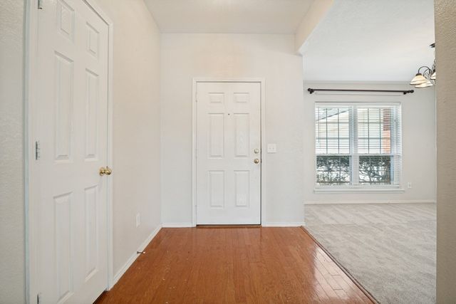 1102 E Oak Street, Wylie, TX 75098