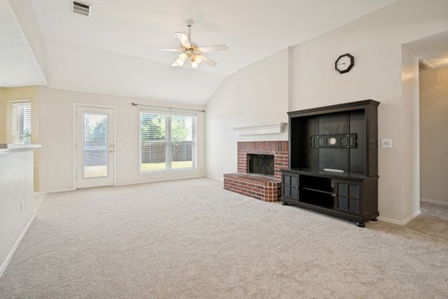 1102 E Oak Street, Wylie, TX 75098