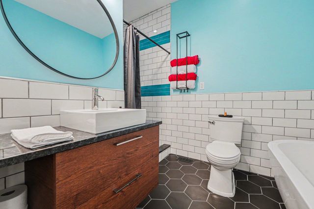 819 E Jefferson Street, Valparaiso, IN 46383
