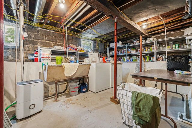 819 E Jefferson Street, Valparaiso, IN 46383