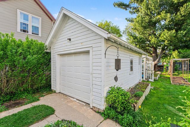 819 E Jefferson Street, Valparaiso, IN 46383