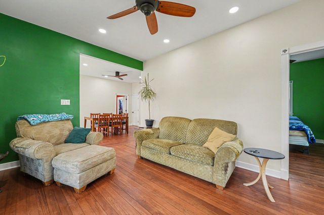 819 E Jefferson Street, Valparaiso, IN 46383