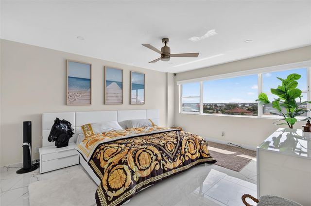 31 ISLAND WAY 508, Clearwater Beach, FL 33767