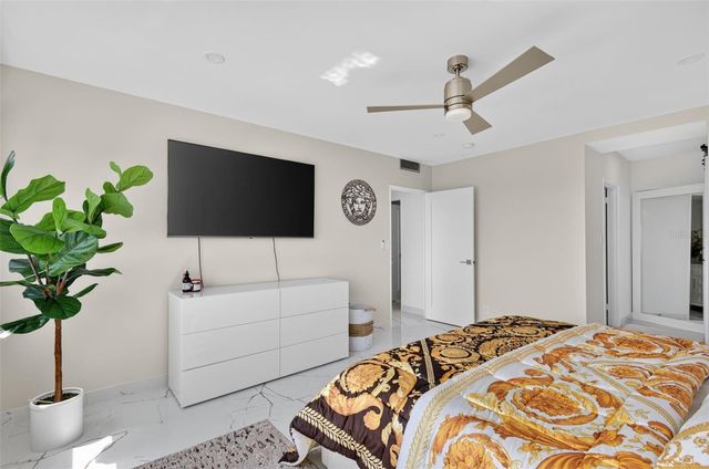 31 ISLAND WAY 508, Clearwater Beach, FL 33767