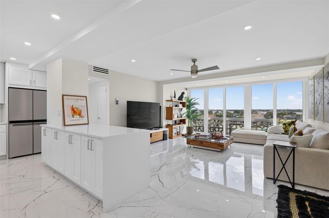 31 ISLAND WAY 508, Clearwater Beach, FL 33767