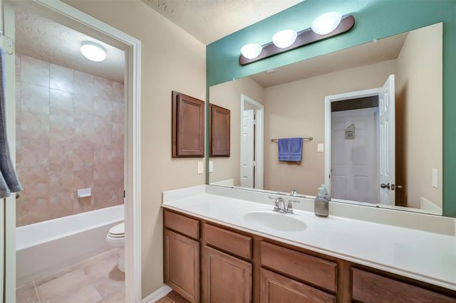 21135 Breezy Shore Lane, Richmond, TX 77407