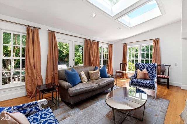 325 Buncombe Street, Raleigh, NC 27609