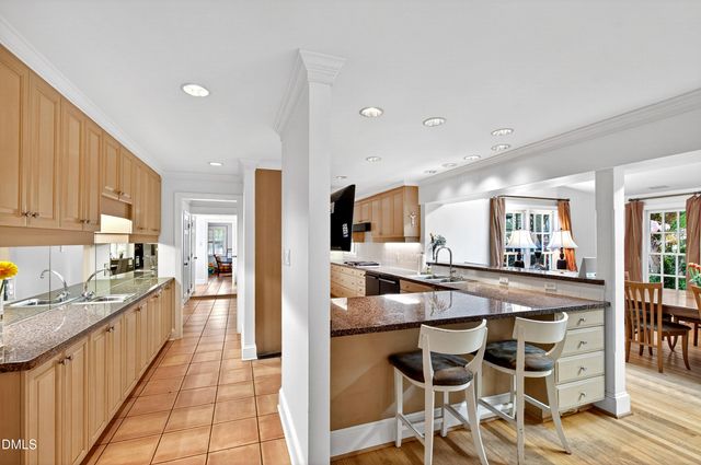 325 Buncombe Street, Raleigh, NC 27609