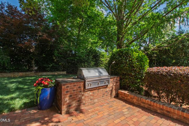 325 Buncombe Street, Raleigh, NC 27609