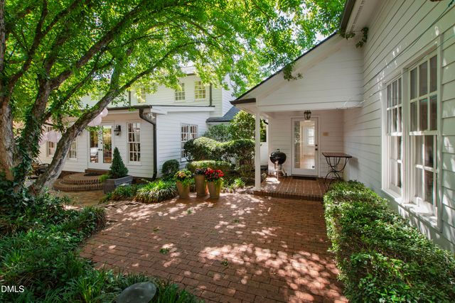 325 Buncombe Street, Raleigh, NC 27609