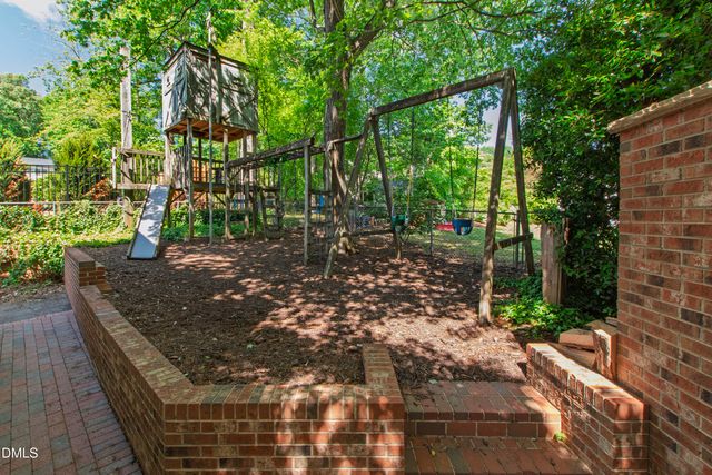325 Buncombe Street, Raleigh, NC 27609