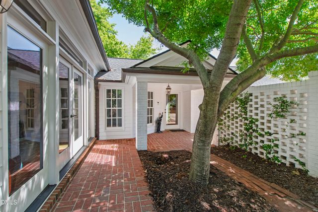 325 Buncombe Street, Raleigh, NC 27609