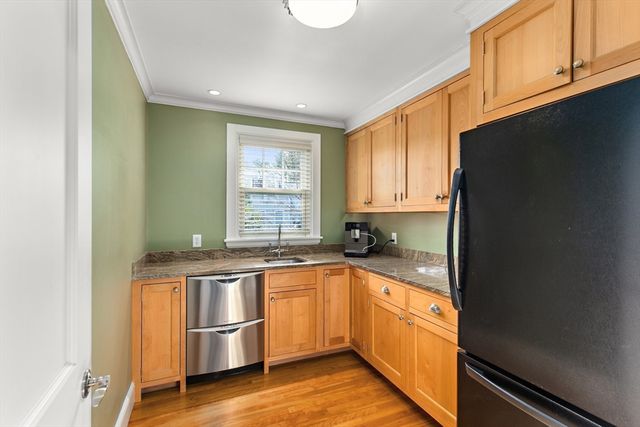 12 Stones Throw, Plymouth, MA 02360