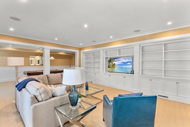 12 Stones Throw, Plymouth, MA 02360