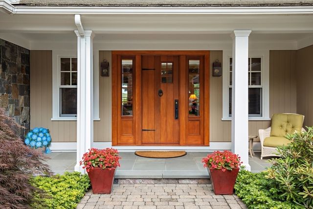 12 Stones Throw, Plymouth, MA 02360