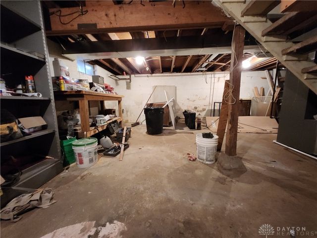 625 Fulmer Drive, Dayton, OH 45403