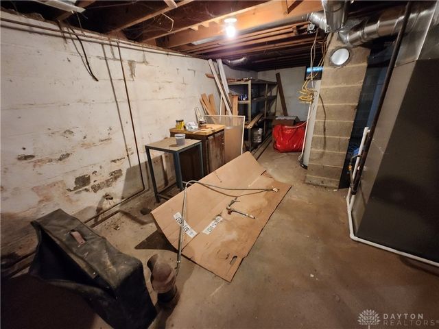 625 Fulmer Drive, Dayton, OH 45403