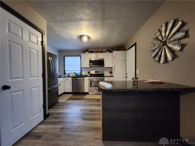 625 Fulmer Drive, Dayton, OH 45403