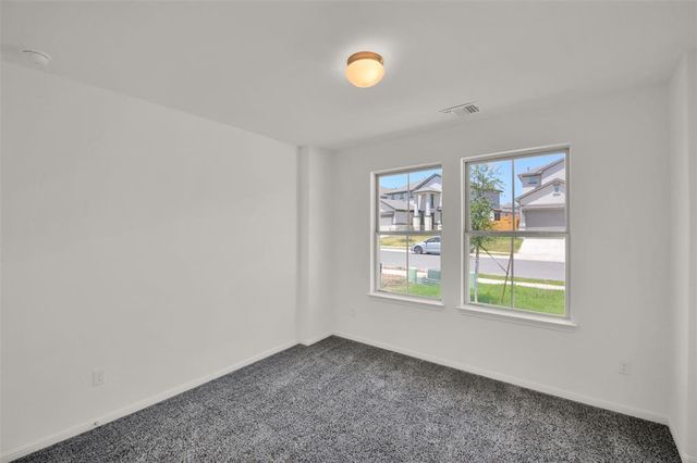 133 Woods Edge LN, Georgetown, TX 78628