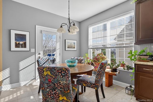 21 Cyprus Drive, Middletown, NY 10940