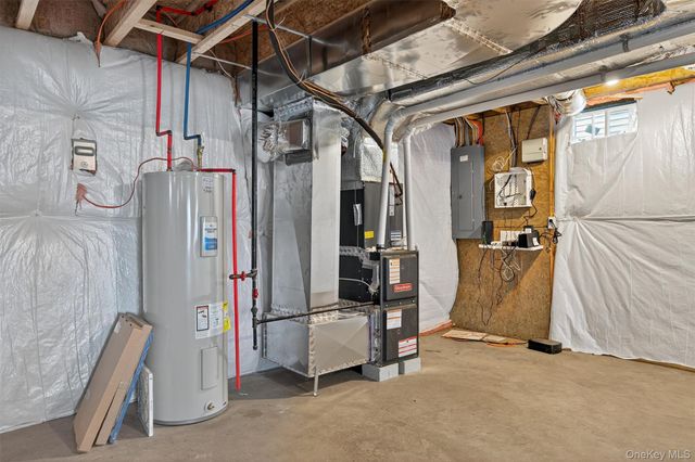 21 Cyprus Drive, Middletown, NY 10940