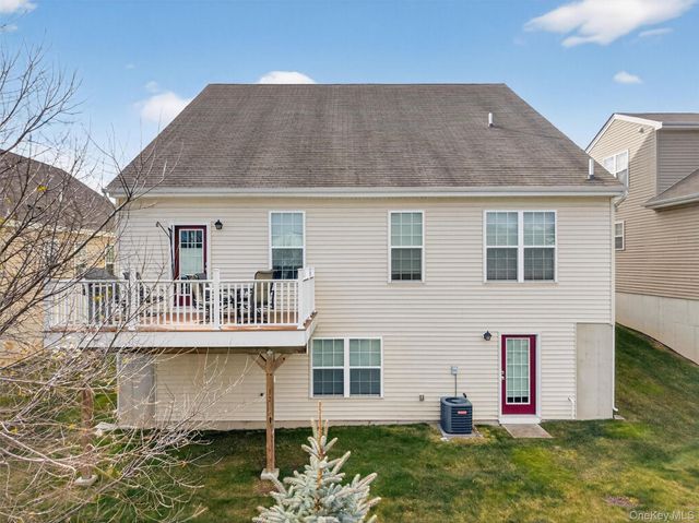 21 Cyprus Drive, Middletown, NY 10940