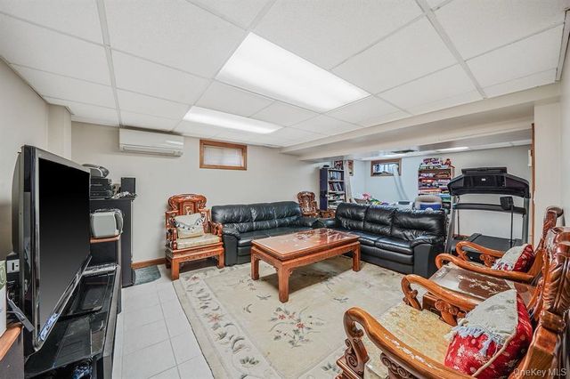 508 Chamberlin Street, East Meadow, NY 11554