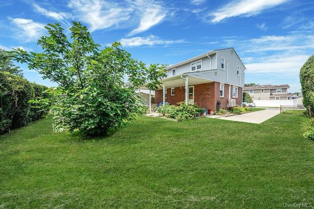 508 Chamberlin Street, East Meadow, NY 11554