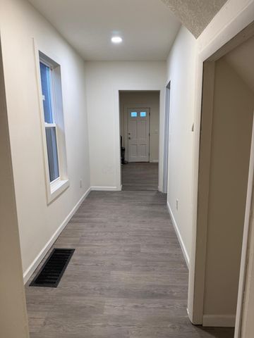 2407 S 6th Street, Columbus, OH 43207