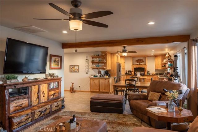 448 Edgemoor Road, Big Bear Lake, CA 92315