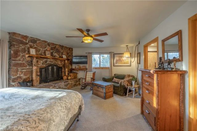 448 Edgemoor Road, Big Bear Lake, CA 92315