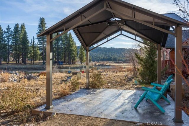 448 Edgemoor Road, Big Bear Lake, CA 92315