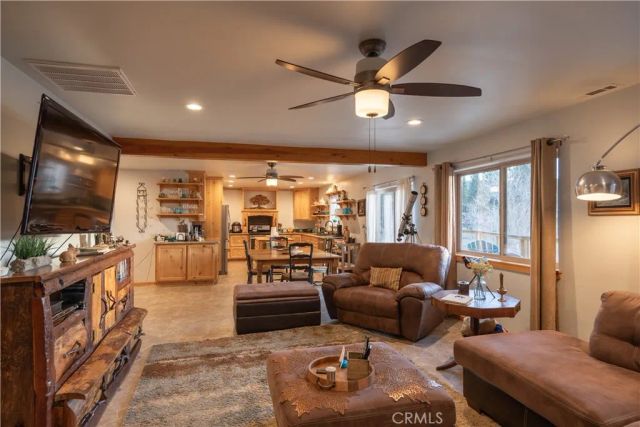 448 Edgemoor Road, Big Bear Lake, CA 92315