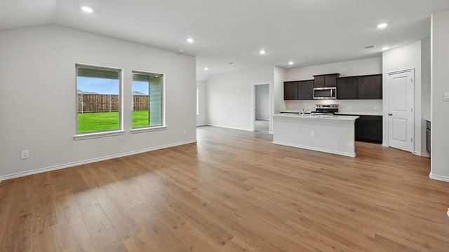5008 Shumard Drive, Lindale, TX 75771