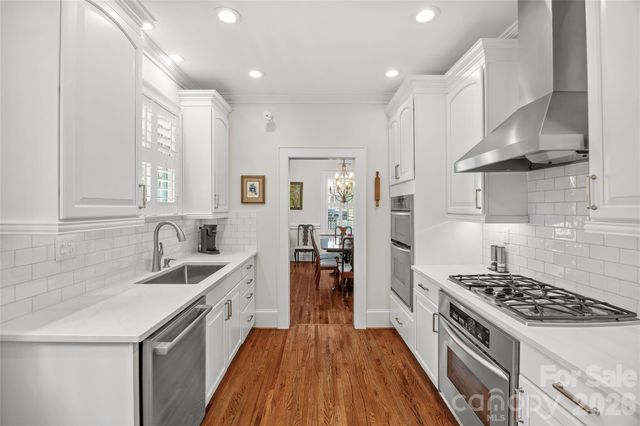 2200 Shenandoah Avenue, Charlotte, NC 28205