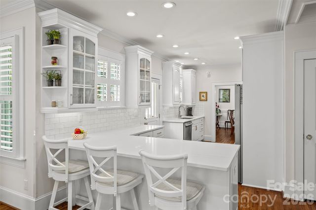 2200 Shenandoah Avenue, Charlotte, NC 28205
