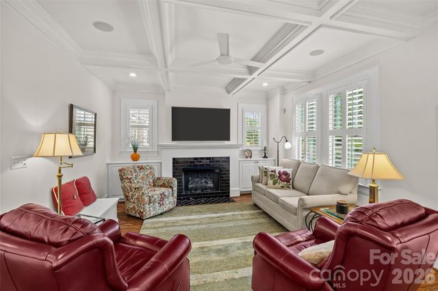 2200 Shenandoah Avenue, Charlotte, NC 28205