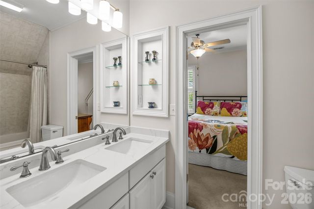 2200 Shenandoah Avenue, Charlotte, NC 28205