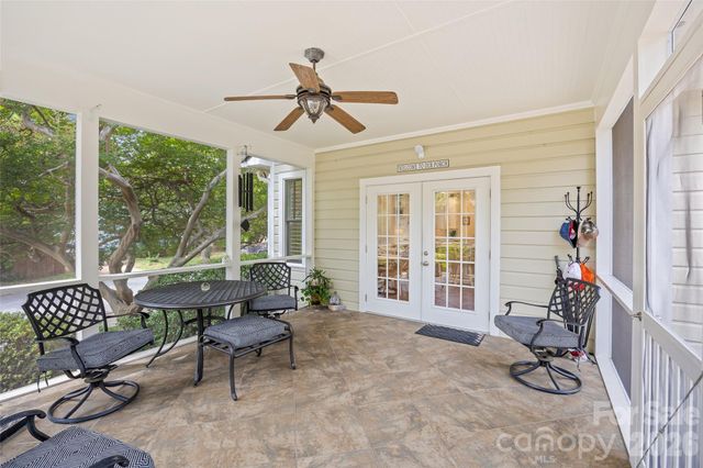 2200 Shenandoah Avenue, Charlotte, NC 28205