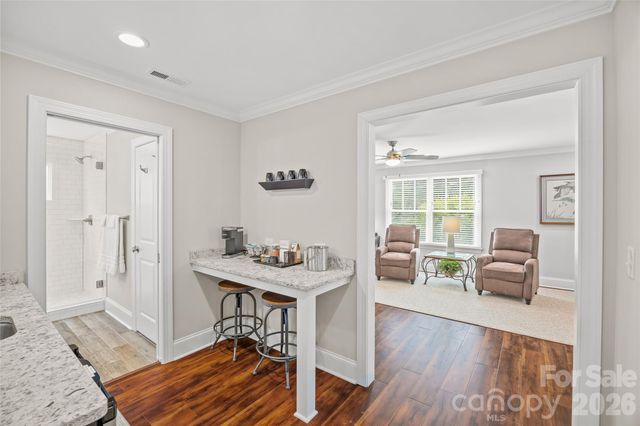 2200 Shenandoah Avenue, Charlotte, NC 28205