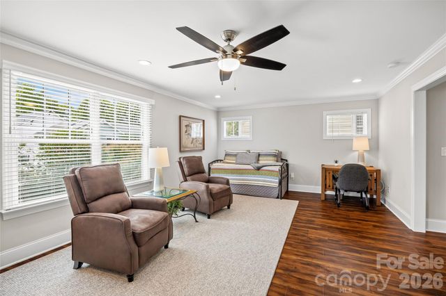 2200 Shenandoah Avenue, Charlotte, NC 28205