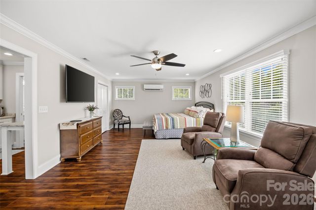 2200 Shenandoah Avenue, Charlotte, NC 28205