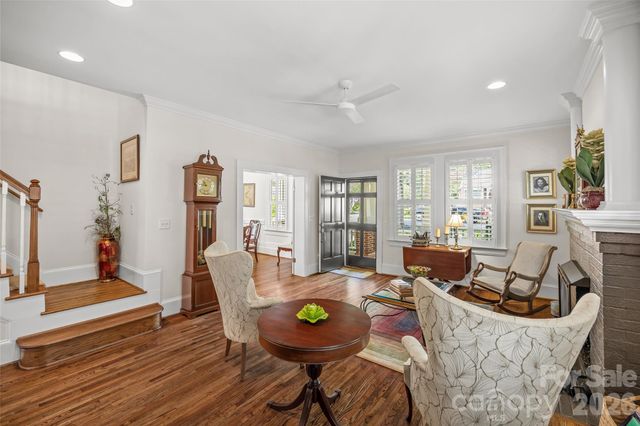 2200 Shenandoah Avenue, Charlotte, NC 28205