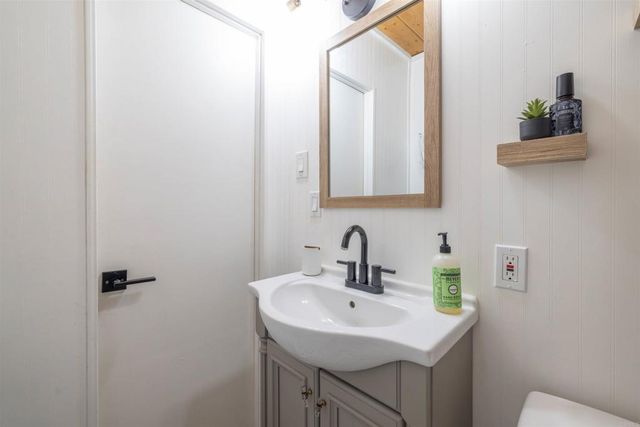 271 Leonard Ln, Sugarloaf, CA 92386